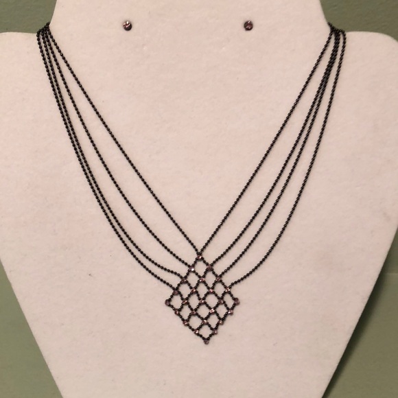 Dainty Necklace - Picture 1 of 5